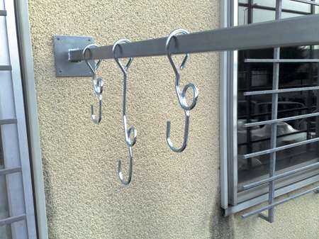 Image de Crochet Court pour range vélos